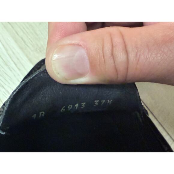 Prada Black Leather Loafers Classic Flats - Picture 16 of 16